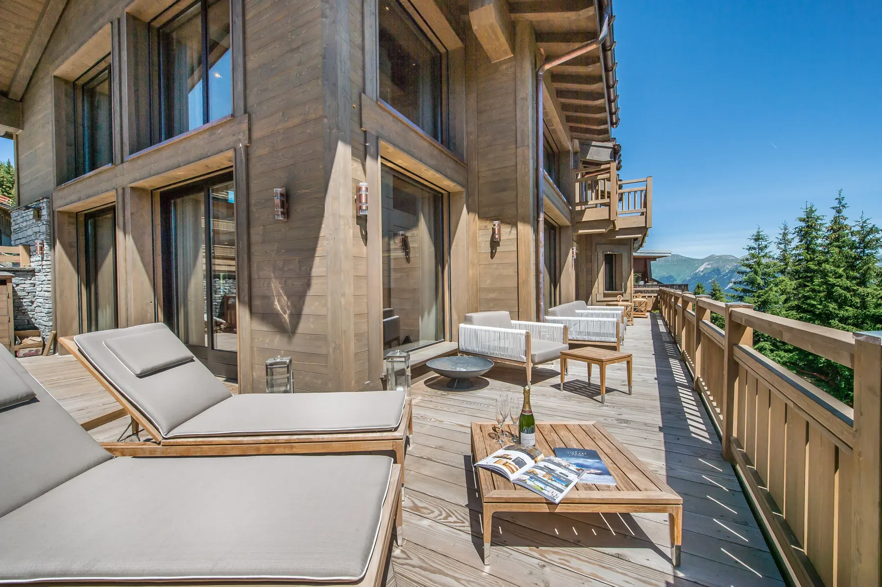 Chalet Snowdrop — Courchevel 1850