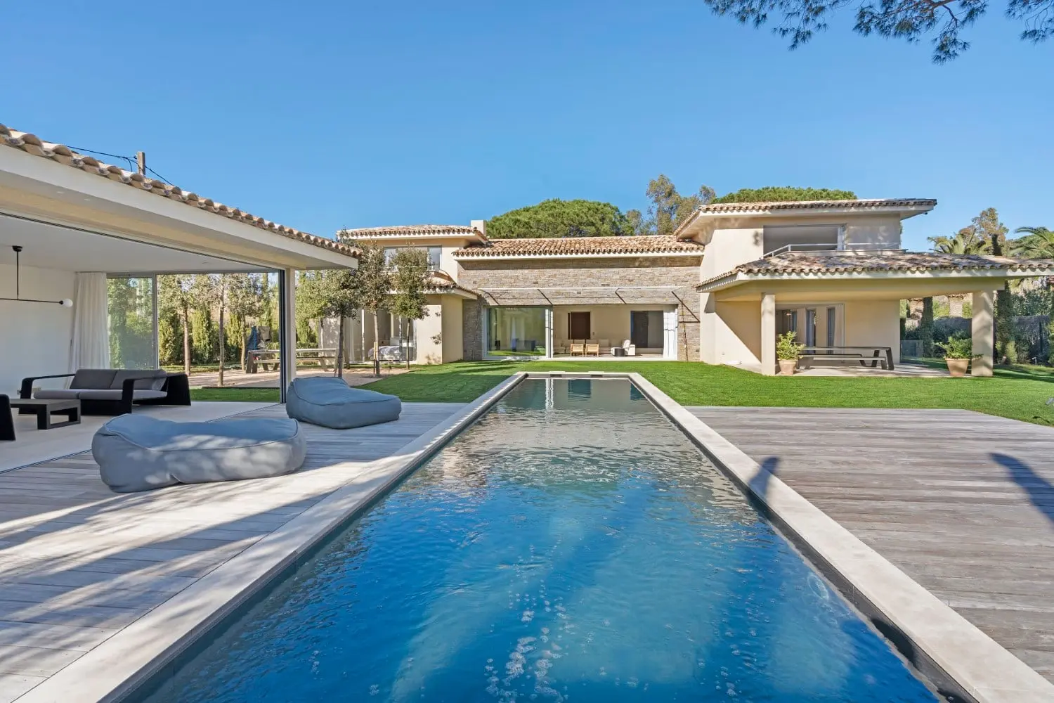 Villa Helios — Les Salins